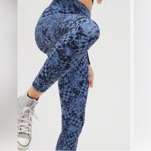 NWT OFFLINE By Aerie Real Me Xtra High-Rise 7/8 Leggings Sz Small Marbled Blue